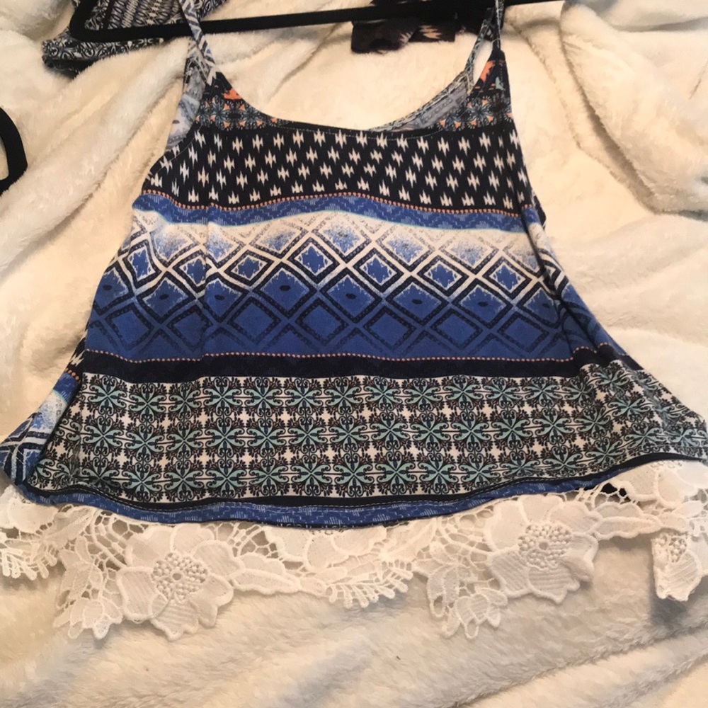 Crop top
